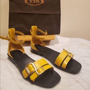 Classic Tods Sandals
